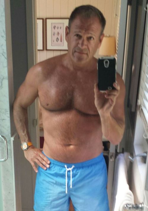 dilf-loverxx:  Hey, follow me on @dilf-loverxx