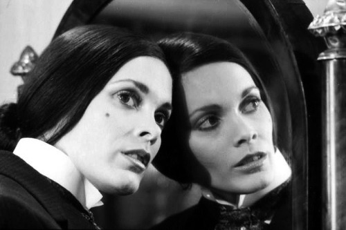 hammerfilmsfemmefatales:Martine Beswick in “Dr. Jekyll and Sister Hyde”, 1971