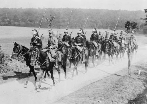 French cavalry wearing napoleonic style uniforms, 1914