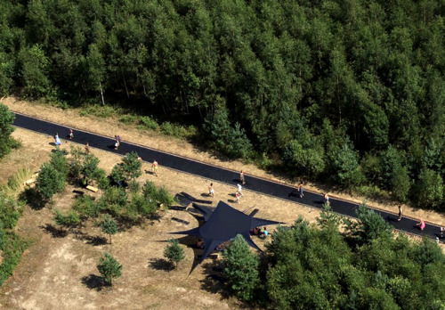  Salto - Fast Track (2012) - A 170-foot long trampoline installed across a Russian forest 