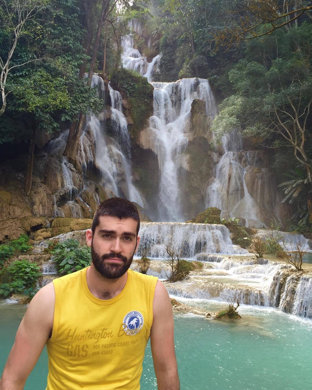 beardburnme:  “Waterfalls!” by @mentecaotica on Instagram http://ift.tt/1P2quHs