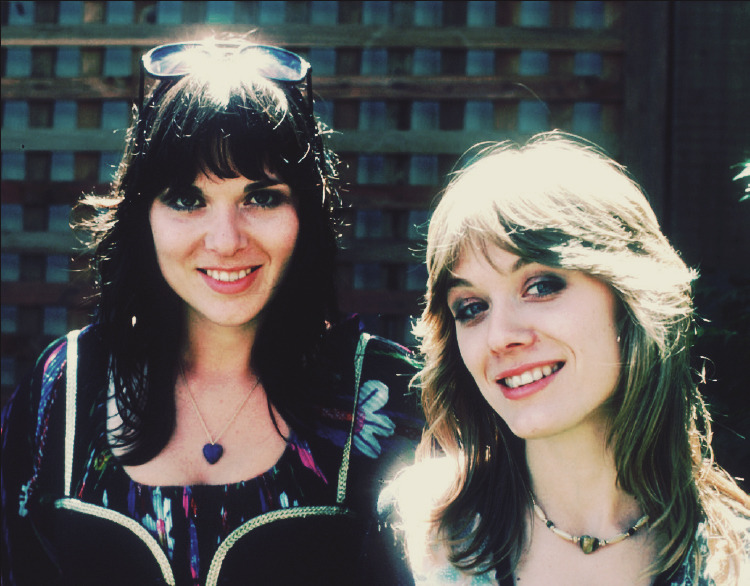 zingaradances:  Ann Wilson &amp; Nancy Wilson, 1976   Righteous babes ❤️