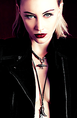 narcissamacaulays: Sarah Gadon photographed by Caitlin Cronenberg for Real Style
