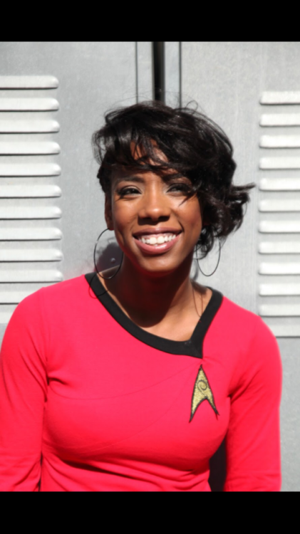 ktinag: When you slay your Lieutenant Uhura cosplay