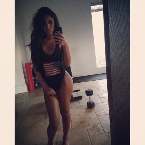 badbitchride: crystalsiasella:  crystalsiasella.tumblr.com/  x