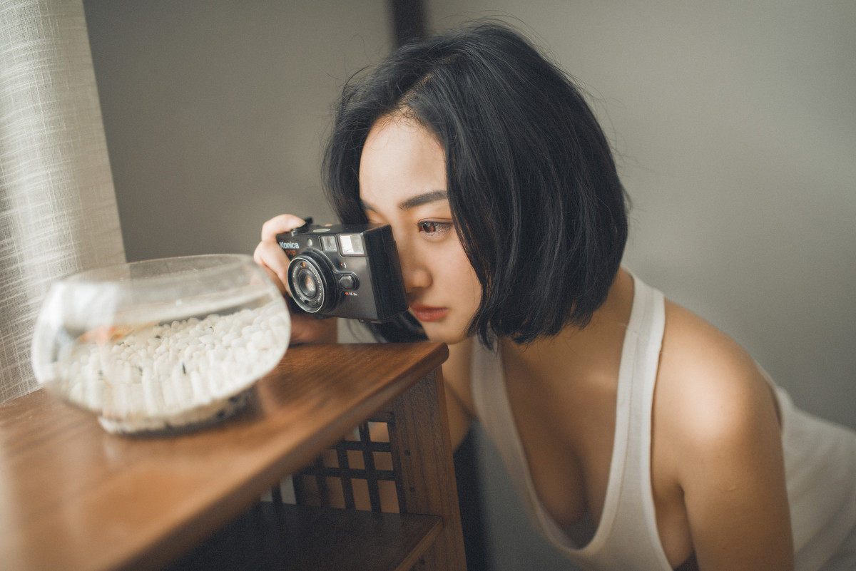 bellebodys:  找私房模特？拍大尺度写真？玩露出没人配合？  扫描上方二维码或搜索添加【微信：bellebodysss】支付188软妹币