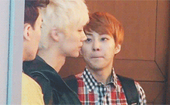 fyxiuhan:  xiumin says something to luhan which obviously gets him into a lot of