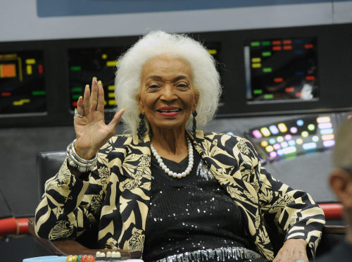 superheroesincolor:  RIP Nichelle Nichols (December 1932 – July 2022)“US actor Nichelle Nichols, who achieved worldwide fame and broke ground for Black women while playing Lt Uhura in the original Star Trek TV hit in the 1960s, has died at 89, her