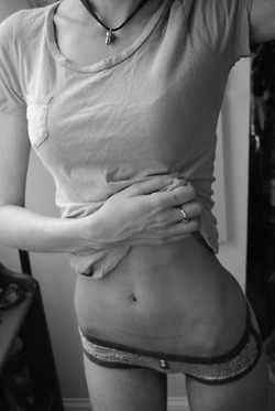 thinspo-mysavior: music—is—the—only—cure: Thinspiration.