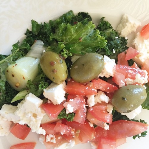 Dinner #kale #leek #tomato #feta #olives #chilli #salad #delicious #instafood #instagood #healthy #s