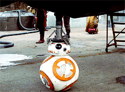 lukeskywalkers:  “You have to just look very closely, you have to watch it a few