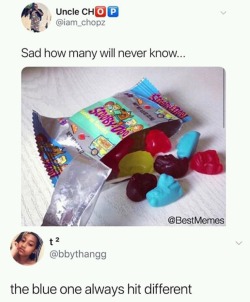 jeremymfhill:  crystallinemuun: coreydrake:   crystallinemuun:  These were nasty. Period. Gushers outsold.   These were delicious, sis. You just like for shit to squirt in your mouth   Girl I-   