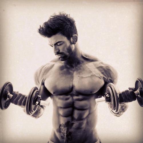mancebos:  Sergi Constance
