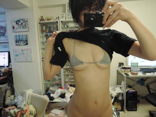 tyumoon:  https://mobile.twitter.com/_Matching_Mole_/status/437895754720346114/photo/1?screen_name=_Matching_Mole_