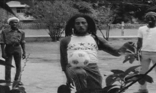 malaclasecl:  Bob Marley: Quería ser futbolista, porn pictures