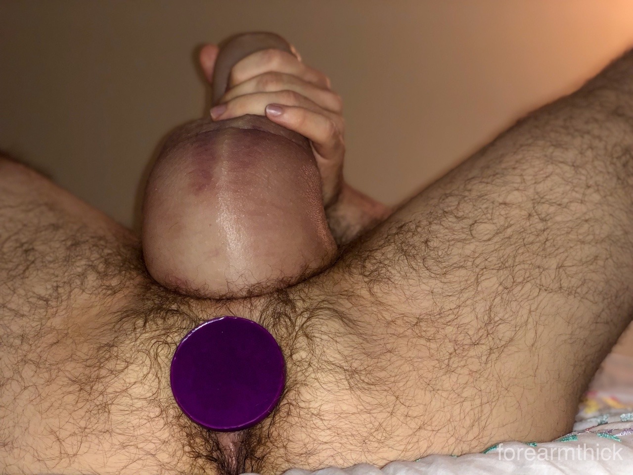 forearmthick:  Bigger is better. ~2.5L saline and a Doc Johnson plug