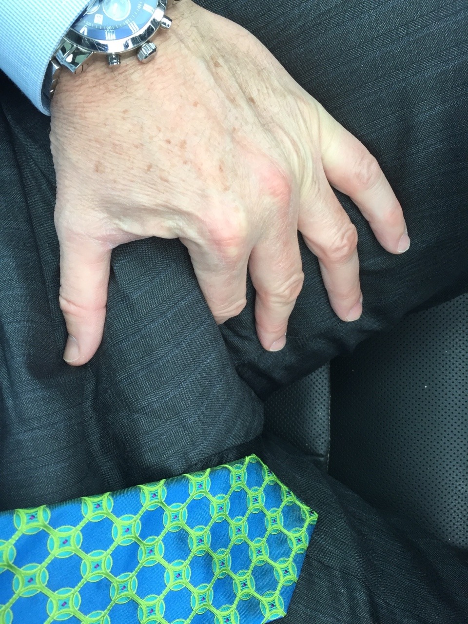 stmax51:  Stopping to stroke at a stoplight in the car. Then precum turns into real