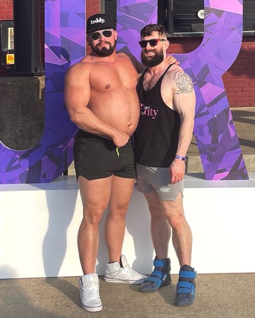 Purple Party 2022 . . . . . . #purplepartydallas #musclebull #musclebear #beefygay #beefybear #gaybe