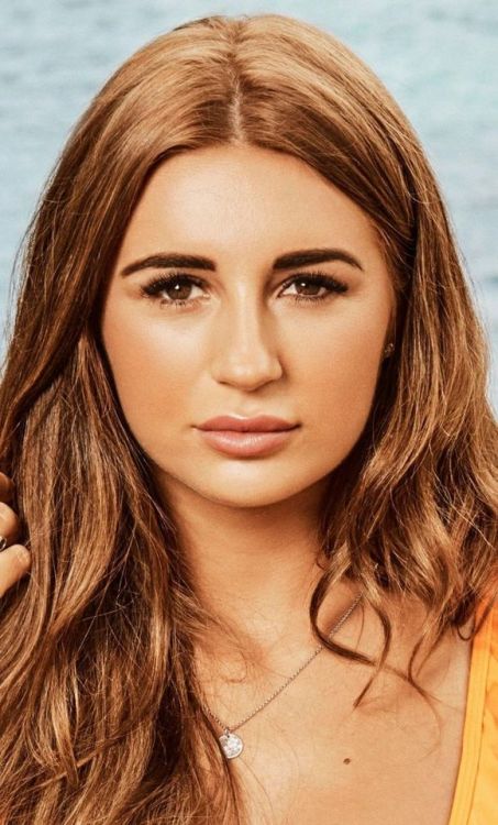 Dani Dyer, long hair, celebrity, 1280x2120 wallpaper @wallpapersmug : https://ift.tt/2FI4itB - https