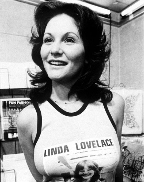 oldskoolporn.tumblr.com Old Skool Porn Facebook group Linda Lovelace in a Linda Top