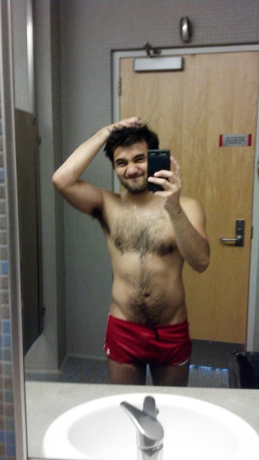 mingpicket:  i got a new drag suit. it’s not as tight as the jammers. 