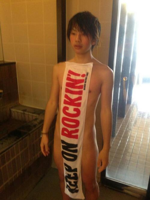 east-asia-guys:  Find sources and more here: http://east-asian-boys.tumblr.com/   Love it! :-)
