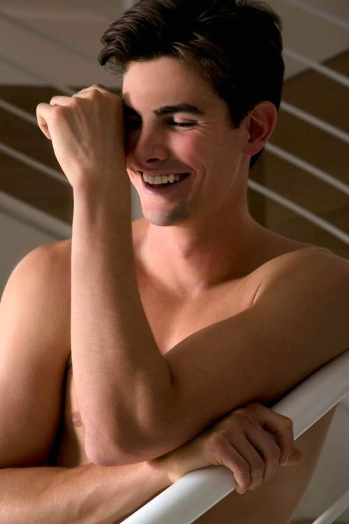fashionablymaleofficial:  (via PnV Network: The Jersey Kid Gordon Winarick by Adam Raphael)