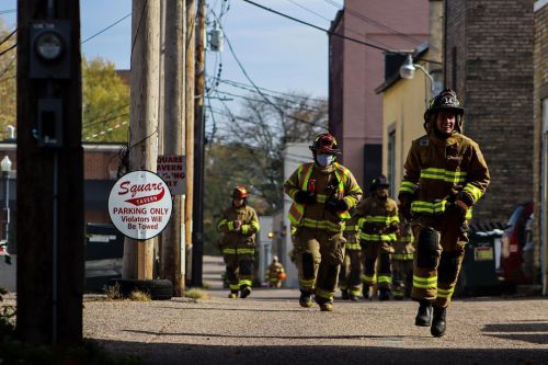 Wee-Ooo-wee-oo-woo ‍ ....... #DowntownBaraboo #ThankYouEssentialWorkers#FirstResponders #Americanvie