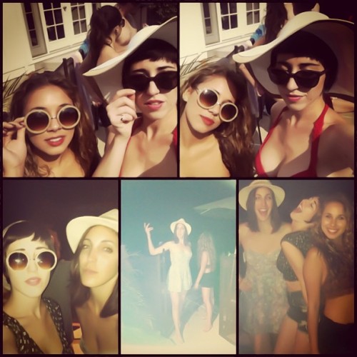 Sunday fun @haleyreinhart @ashleighhaney #poolparty101 #sunglassesgalore #indianfoodforever