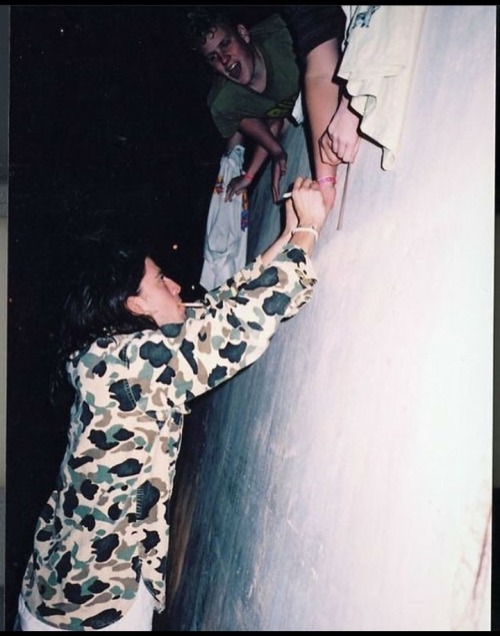 Dave Signing Stuff For Fans ~(-)~