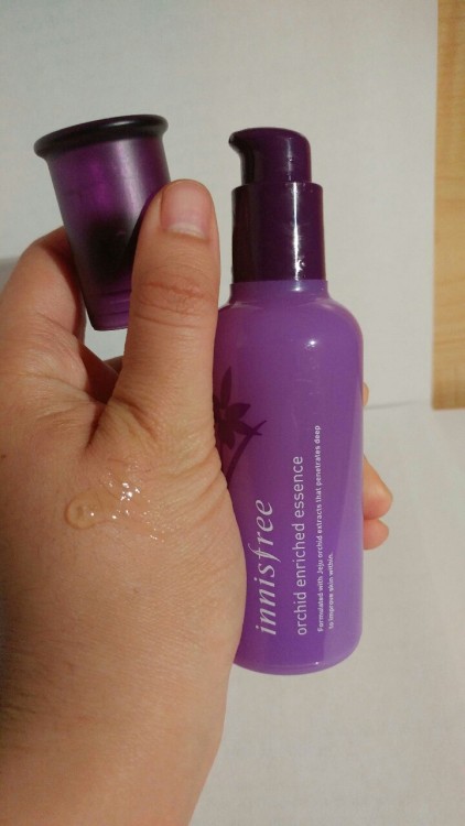 Innisfree orchids enriched essence 3/5 Good: vacuum pump Bad: heavy fragrance, silicone feel, no vis