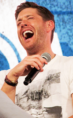 grumpyjackles:  NerdHQ 2014 → Jensen Ackles | [x] 