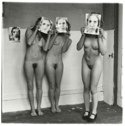 howtoseewithoutacamera:  by Francesca Woodman