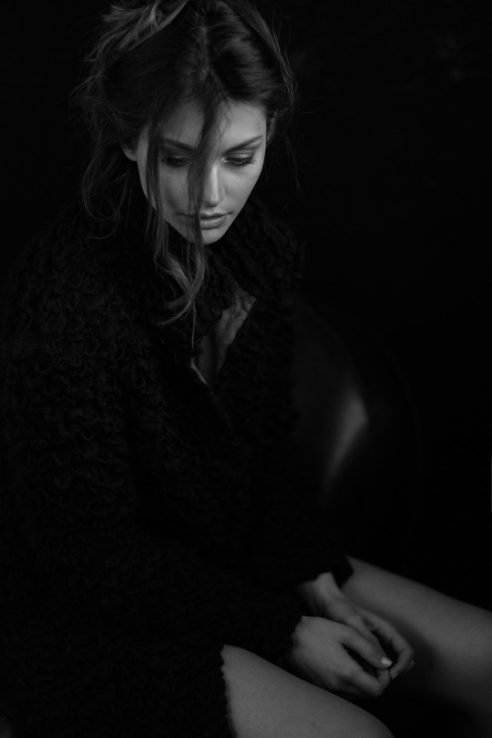 mydreamtolife:
“ Ci sono dolori in cui nessuno può entrare. Ci sono cose che bisogna fare da soli…….
A. D’Avenia
”