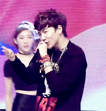 ✩ fly high