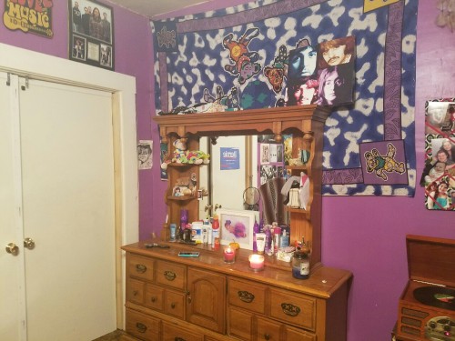 teen room