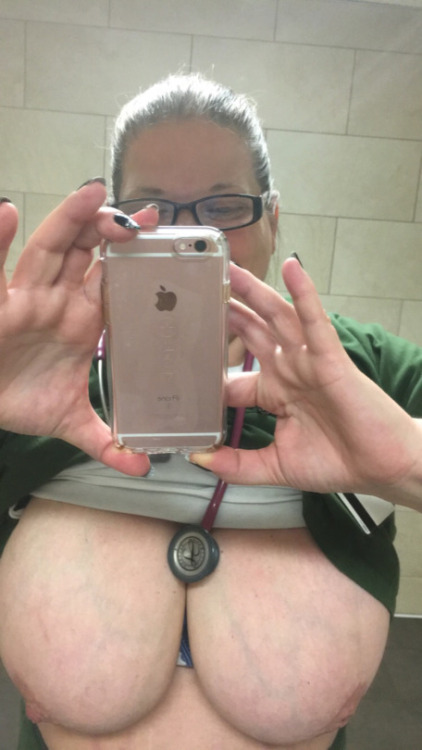 I Love porn! Tributes and submissions welcome. 