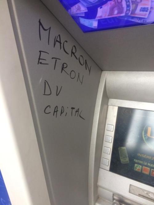 MACRON ETRON DU CAPITALPARISMerci Romain