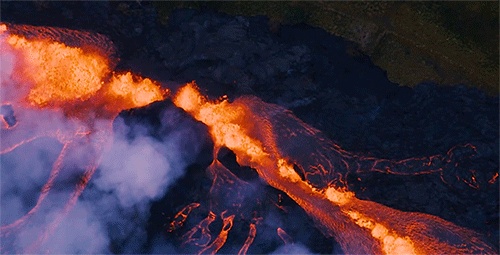 fuckyeahfluiddynamics: Kilauea continues to erupt without signs of abating. Aerial video, like this footage from Mick Kalber, shows the scope of the flow. Lava spurts like a hellish fountain from various fissures, then forms a gravity current that slowly