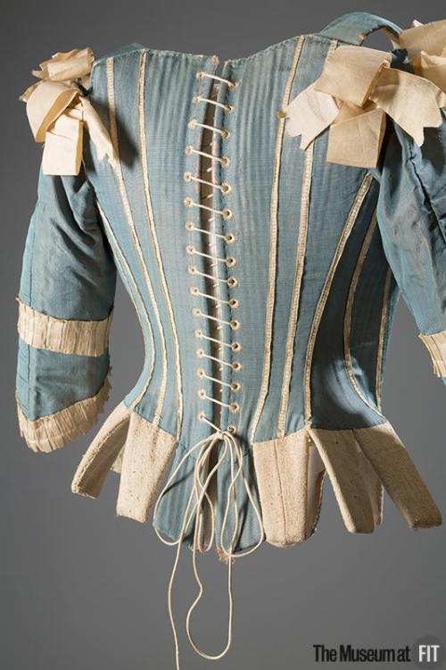 Silk stays c. 1770  Stays with sleeves are rare, and may indicate that this corset was part of an at