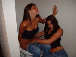 Amateur Girls on the Toilet