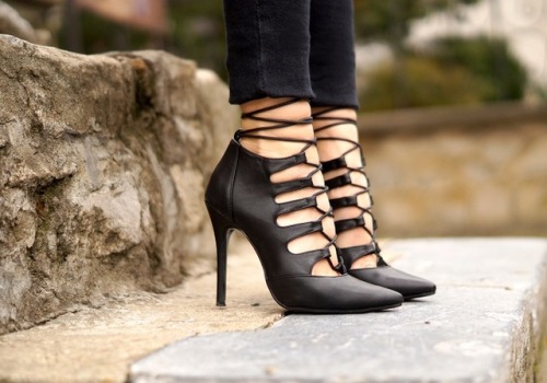 beautifulshoes:Beautiful Shoes TumblrMiss London Shoes Support us and FOLLOW us on: YouTube   &