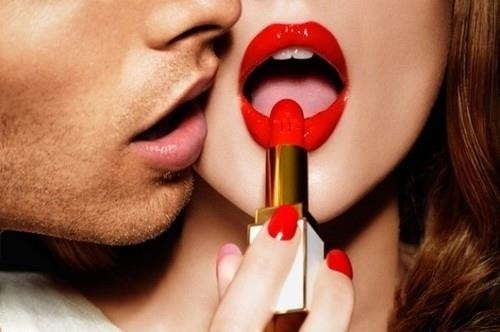 💋