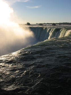 breathtakingdestinations:   Niagara Falls - Canada (by David Grant) 