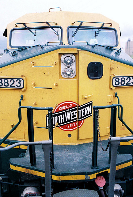 marmarinou:  C&NW - Waukegan, IL by d.w.davidson on Flickr.May 1999