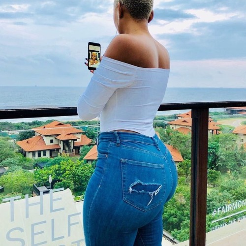 sexyvideosonline:  londie_london
