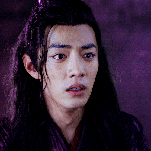 claudiablack:[id: two gifs of wei wuxian from the seventeenth epsiode of ‘the untamed’, 