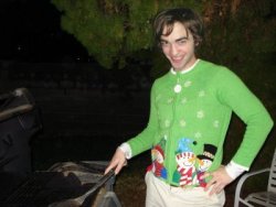 the-absolute-funniest-posts:  edsock: whenever i feel unattractive i just look at this picture of robert pattinson  