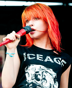 hayleywiliamsdaily:  x 