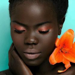 beautiebrownie:  📷 via @afroellemag “I